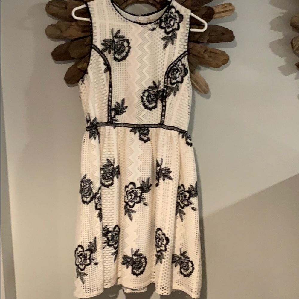 Cream & black floral print dress
